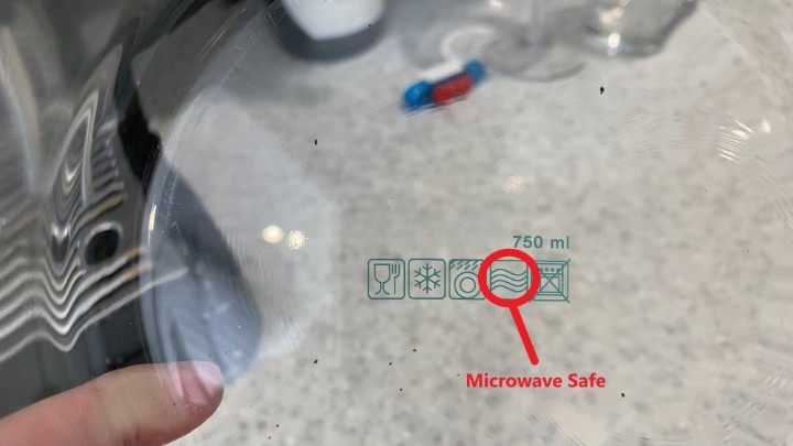 Microwave safe glassware